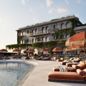 Zannier Île de Bendor - Delos Pool - © Zannier Hotels