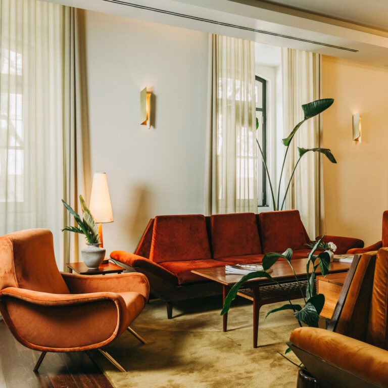 Vintage Hotel