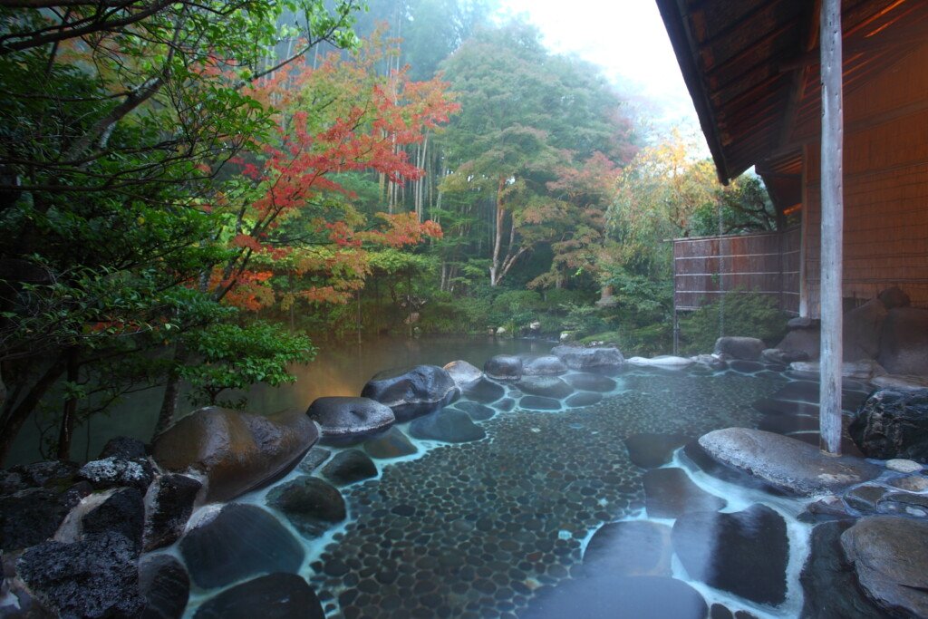 Asaba 7 Morning autm open air bath 0356